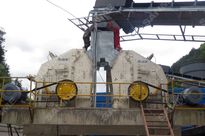 HC、HSI系列反擊式破碎機(jī)
