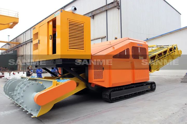 顛覆傳統(tǒng)裝車方式，山美履帶式取料機助您實現(xiàn)降本增效、節(jié)能減排！