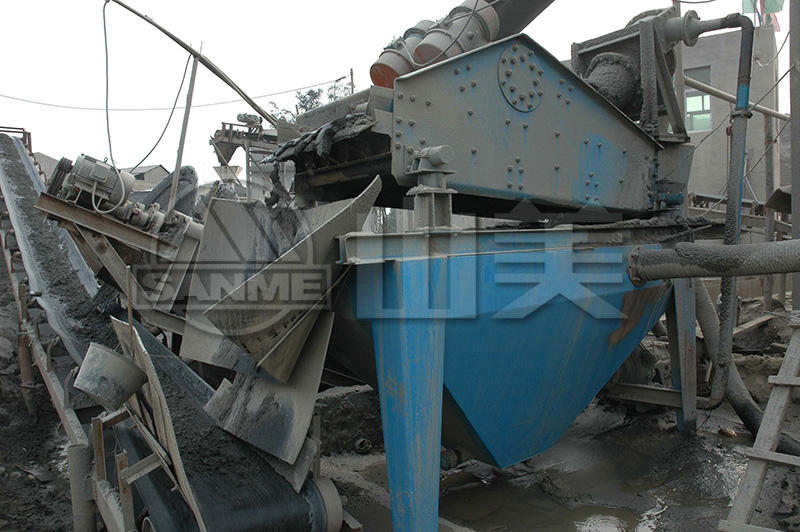 機(jī)制砂成品含泥量大怎么處理？